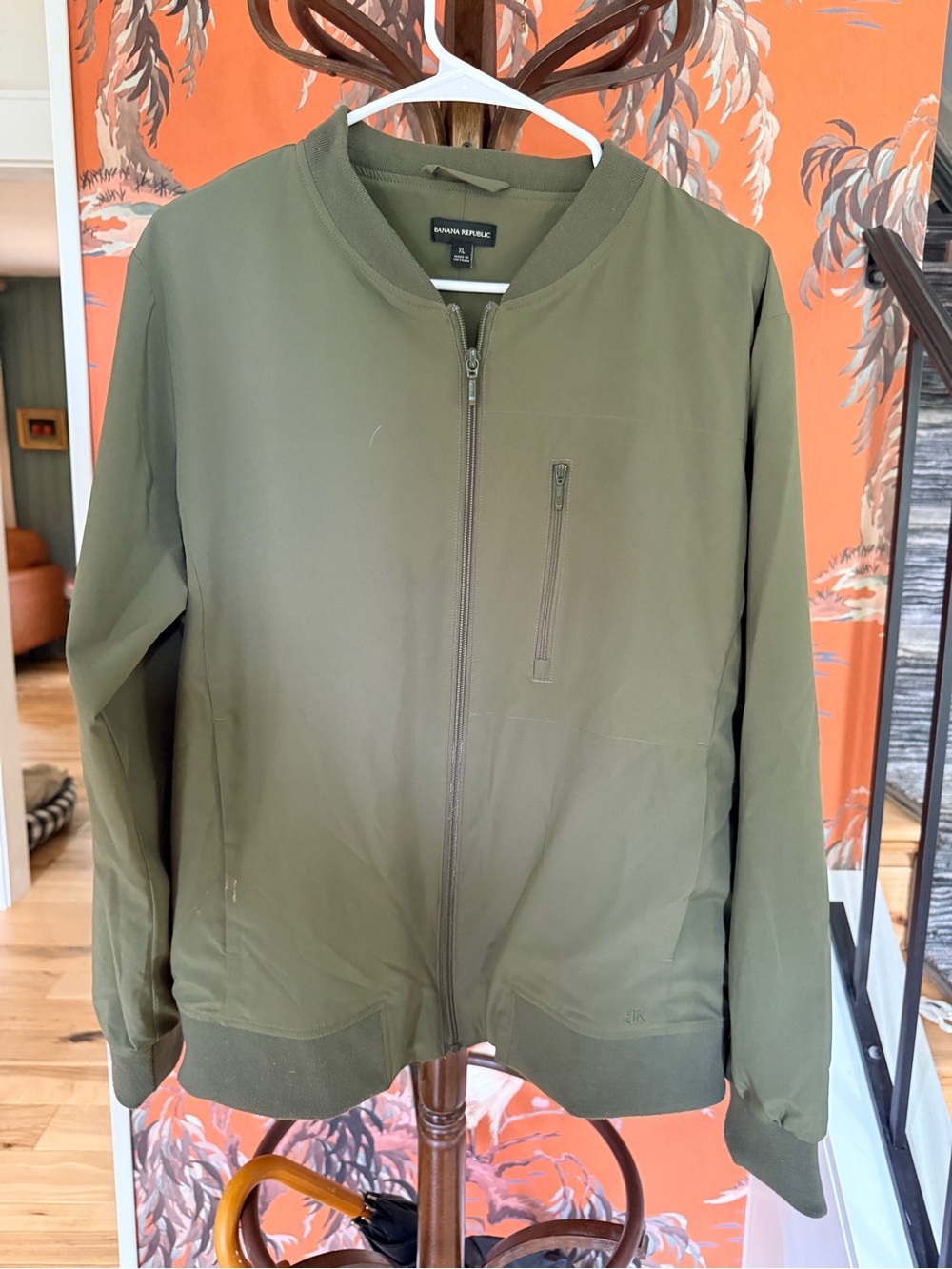 Banana Republic Men's Olive Green Lightweight Bomber Jacket